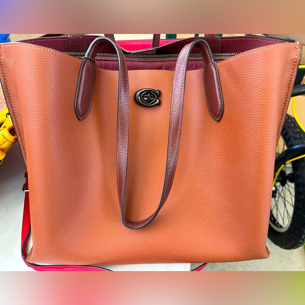 Coach Willow Tote